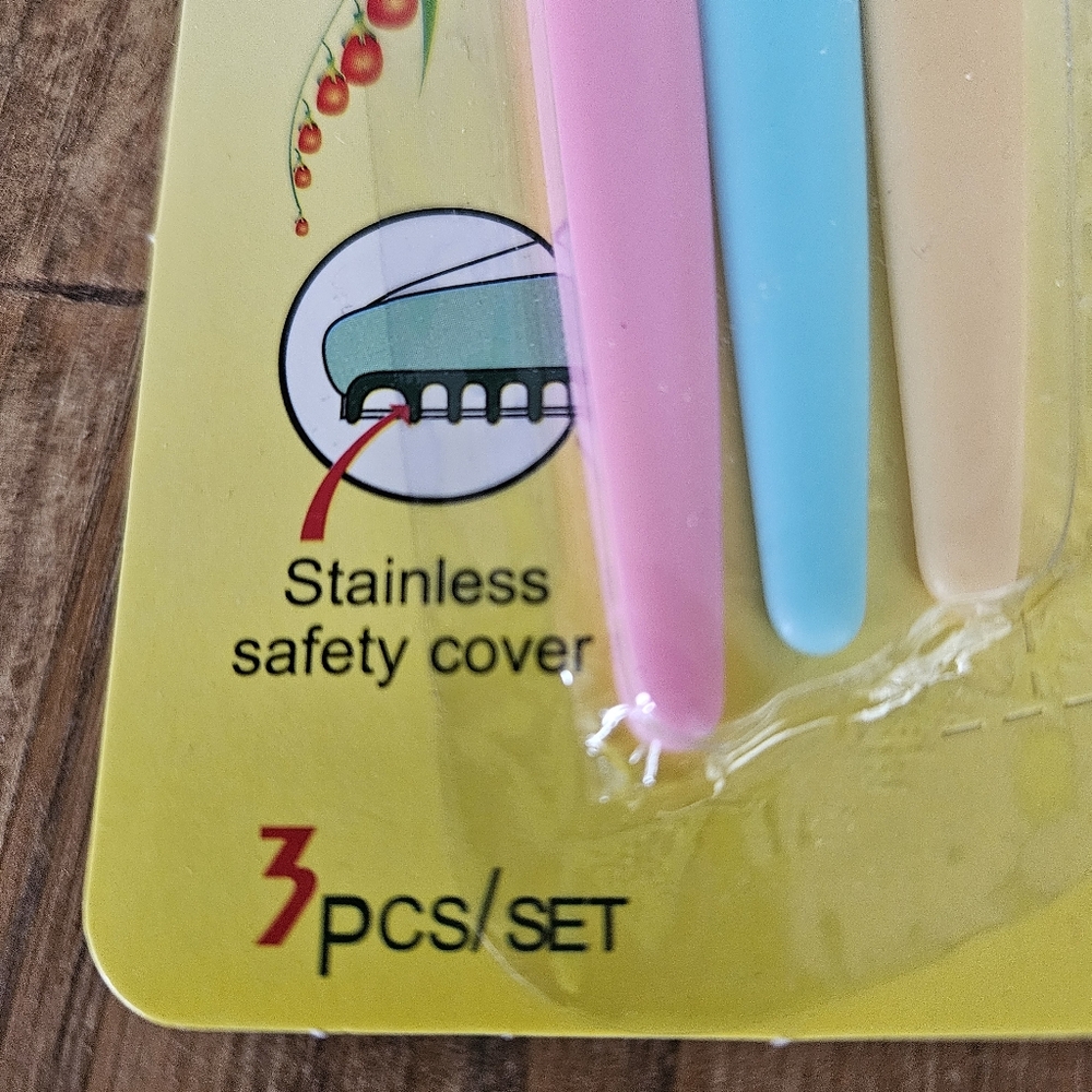Eye Brow Razors - Picture 2 of 3